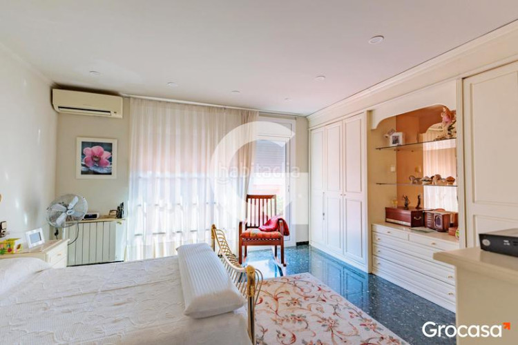 Casa amplia casa para dos familias en Les Arenes - La Grípia - Can Montllor Terrassa