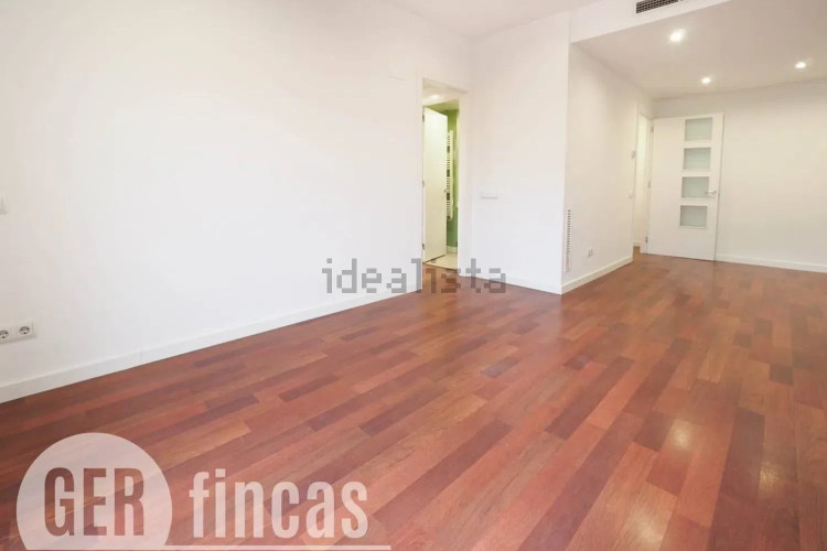 Dúplex en calle de Menéndez y Pelayo