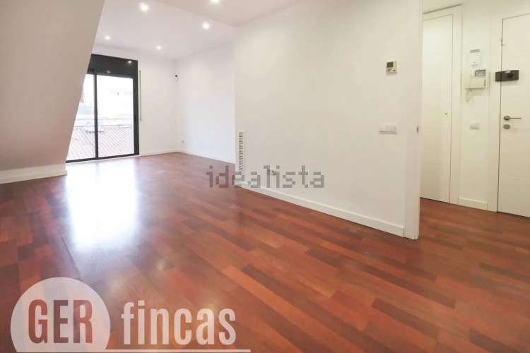 Dúplex en calle de Menéndez y Pelayo