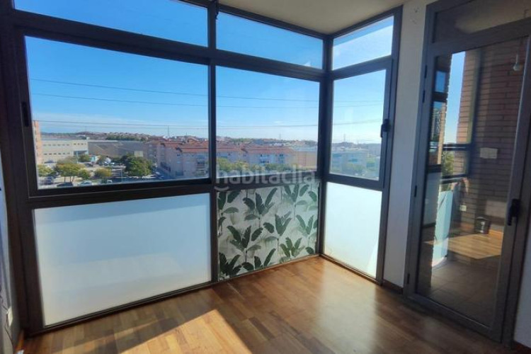 Piso  de 3 habitaciones, y 2 baños en Egara Terrassa