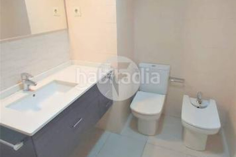 Piso espectacular piso de 113 m con gran balcón en zona olímpica en Terrassa