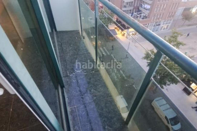 Piso  . muy bien ubicada en Zona Esportiva Terrassa