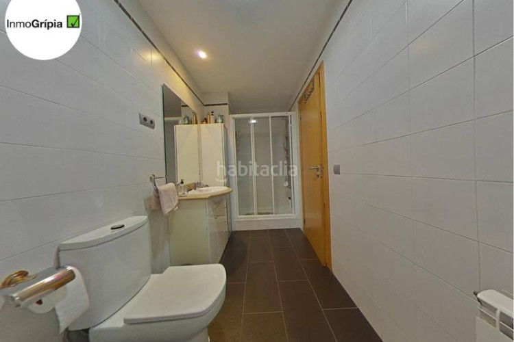 Piso  en venta en les arenescan montllorla grípia08227 en Terrassa