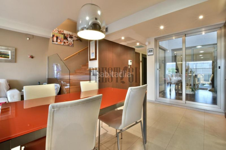 Casa espectacular casa en venta cerca de la avenida jaume i! en Terrassa