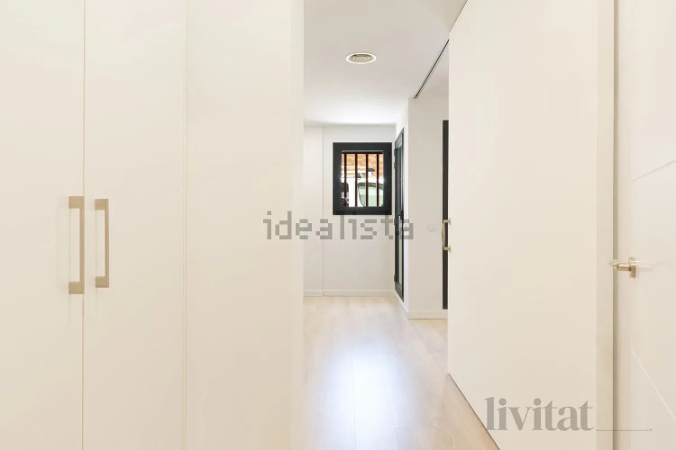 Piso en calle Transversal, 181
