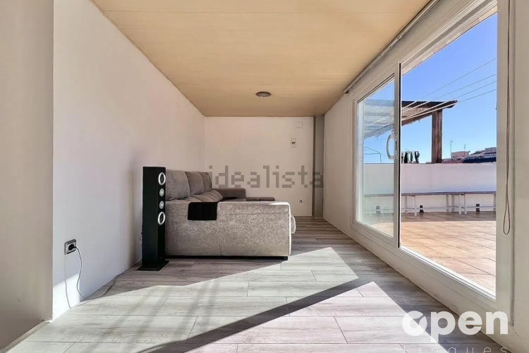 Dúplex en calle de Frederic Mistral