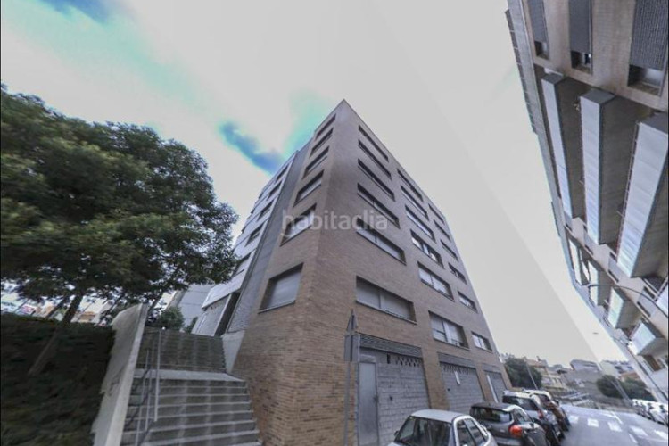 Piso solvia inmobiliaria piso en Roc Blanc Terrassa