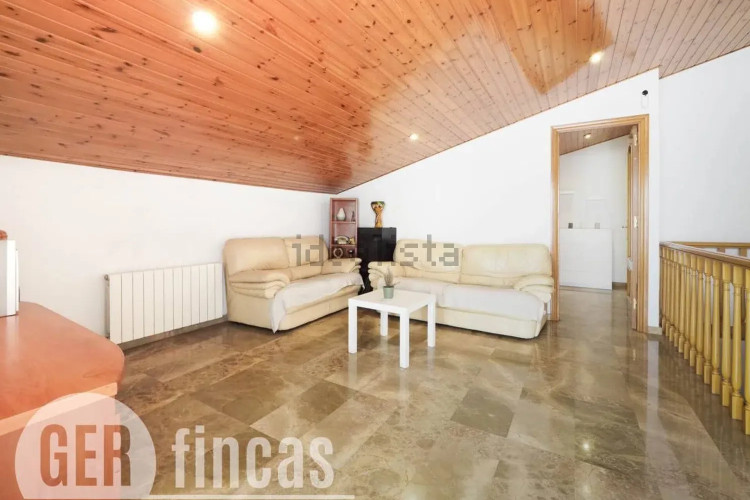 Chalet en avenida del Vallès