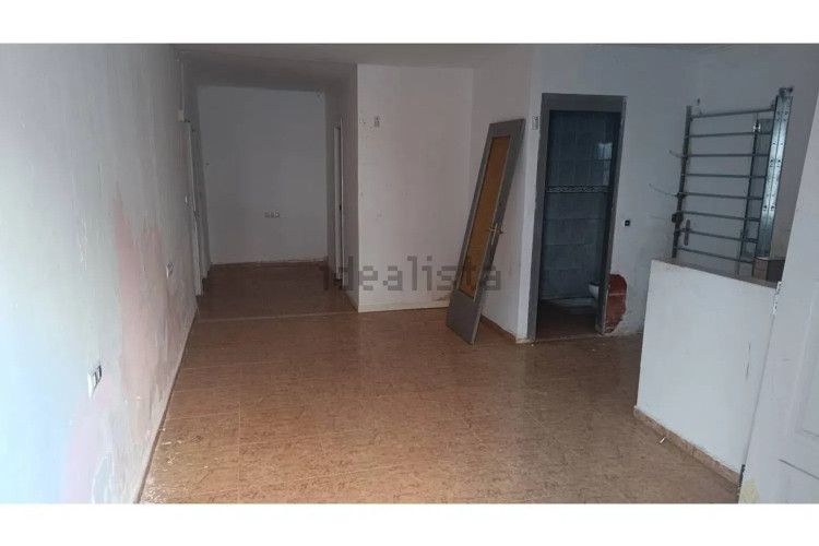 Piso en calle de l'Escultor Clarà