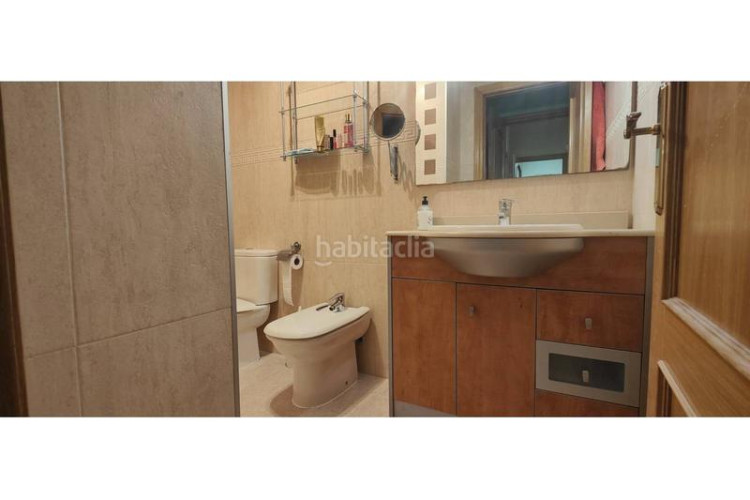 Piso  de 3 habitaciones con parking en Plaça Catalunya - Escola Industrial Terrassa