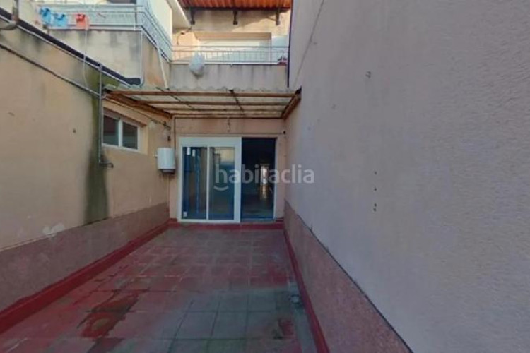 Piso ¡espacioso piso , ideal para familias! en La Maurina Terrassa