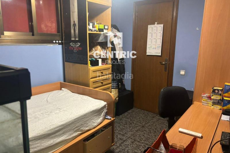 Piso planta baja de 3 habitaciones en Zona Esportiva Terrassa