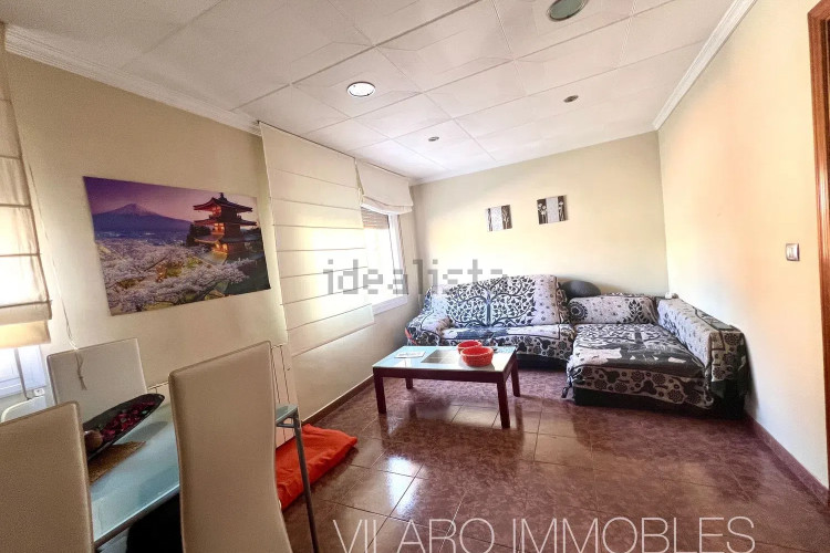 Piso en calle d'Adra