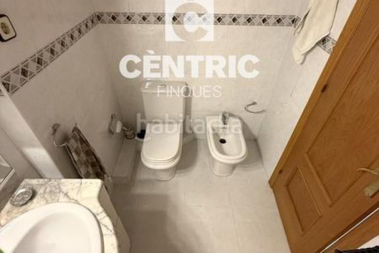 Dúplex ático dúplex en venta con 4 habitaciones estudio en Terrassa