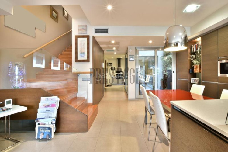 Casa espectacular casa en venta cerca de la avenida jaume i! en Terrassa