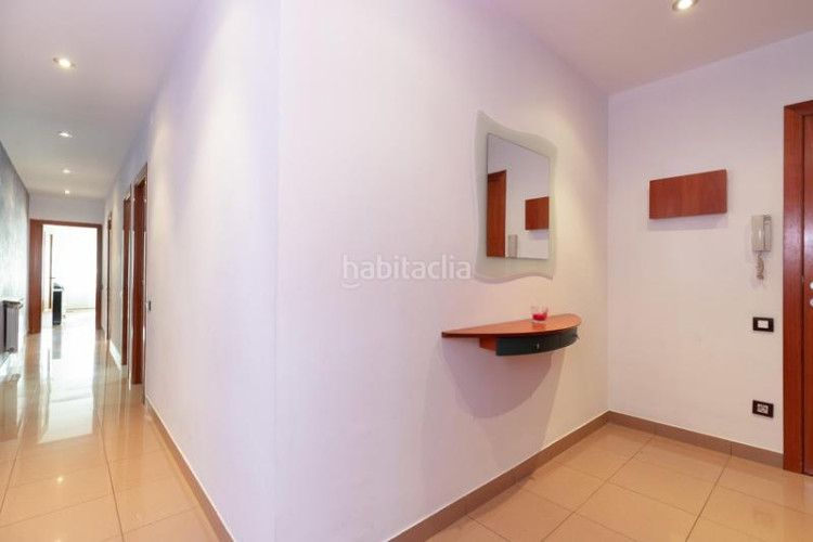 Piso en carrer arq.puig i cadafalch piso en sant pere en Terrassa