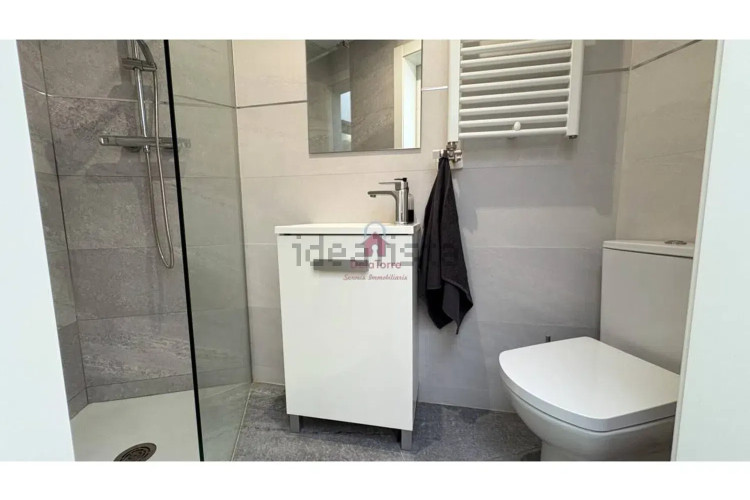 Chalet pareado en carretera de Rellinars