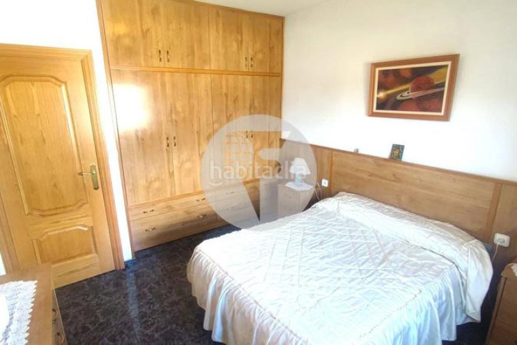 Casa encantadora casa independiente en Can Parellada, perfecta para dos familias en Terrassa