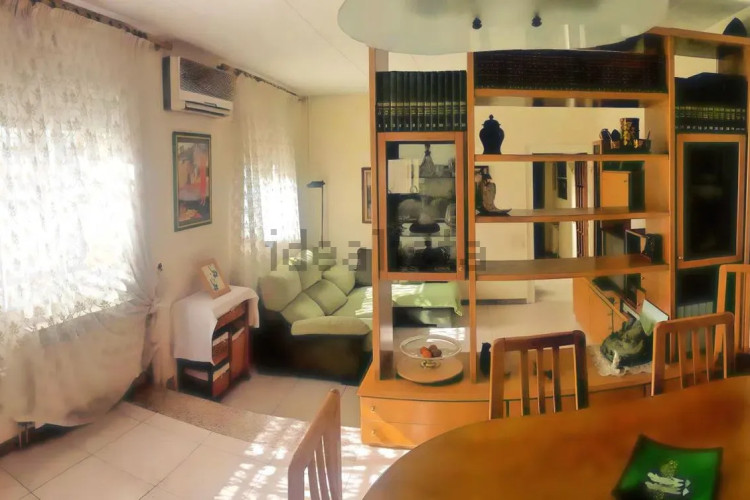 Casa independiente en calle de Martí Díez