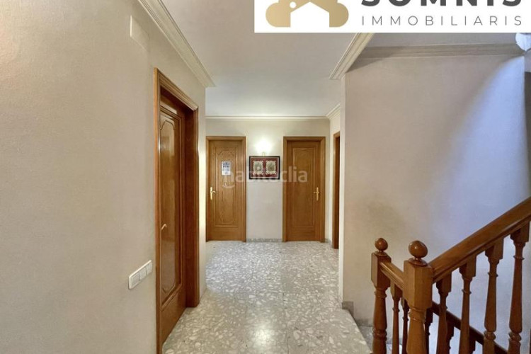 Casa adosada casa en las arenas con piscina en Les Arenes - La Grípia - Can Montllor Terrassa