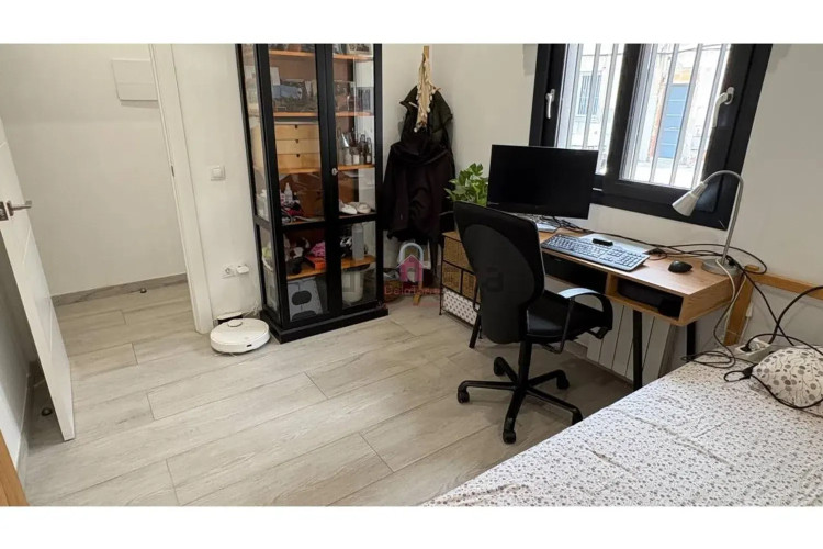 Chalet pareado en carretera de Rellinars