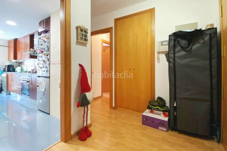 Planta baja piso de en Segle XX con pk actualmente alquilado en Terrassa