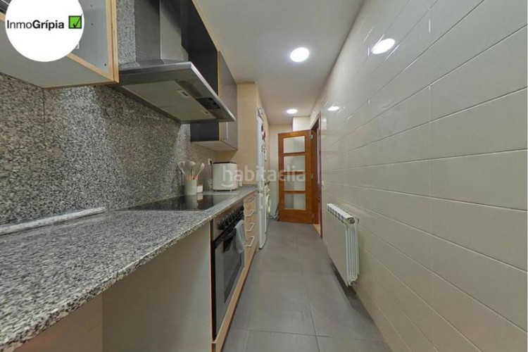 Piso vivienda seminueva de 2 habitaciones con parking en Terrassa