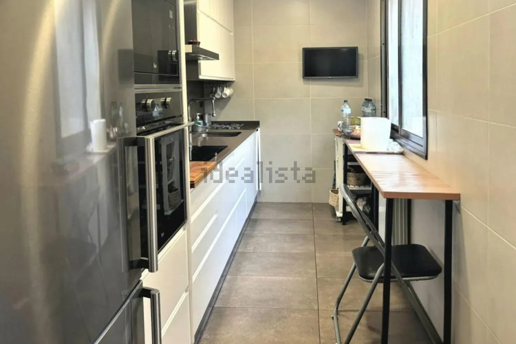 Piso en calle de l'Emperadriu Eugènia