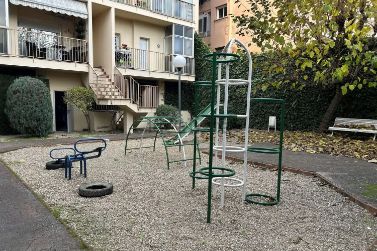 Piso en Barrio Ca n'Aurell