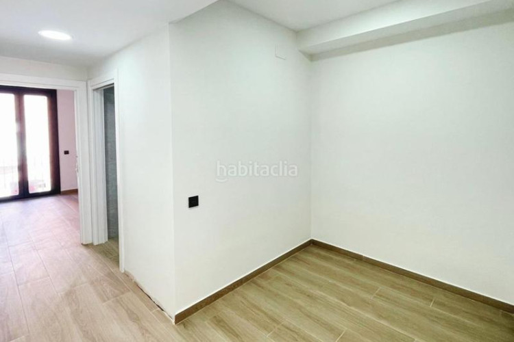 Dúplex  nuevo con terraza y buhardilla en ca naurell en Terrassa