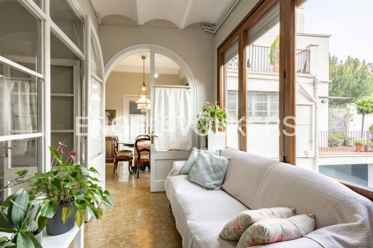 Apartamento vive en el corazón con historia, estilo y todo el confort actual en Terrassa