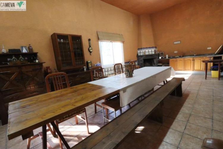 Casa única e impresionante finca a 4 vientos con piscina y jardin en Terrassa