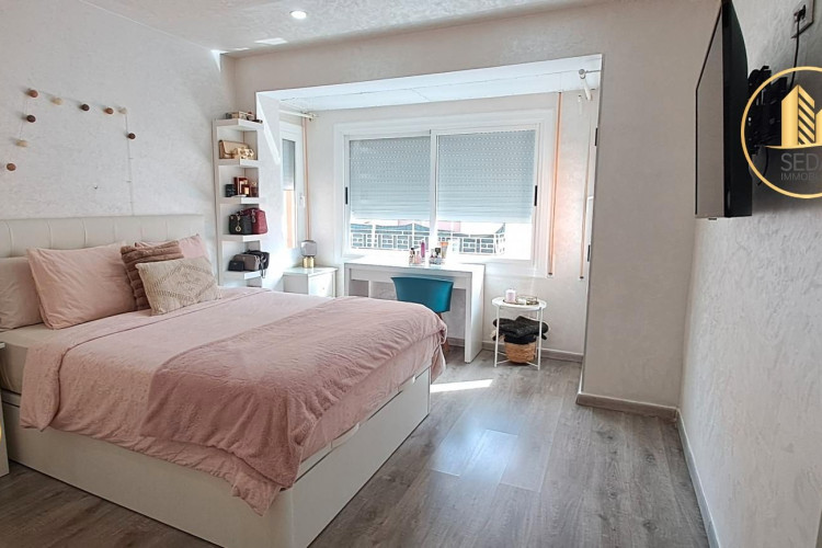 Carrer de la Mare de Du00E9u del Carme, Ca n'Anglada