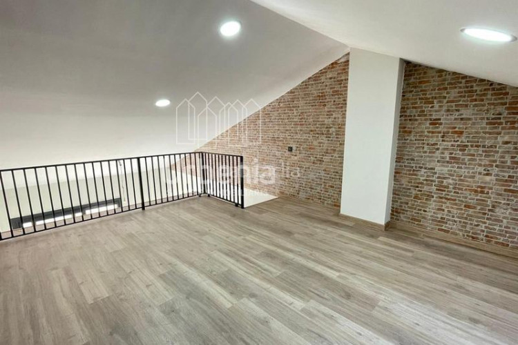 Dúplex  en venta en Ca n'Aurell Terrassa