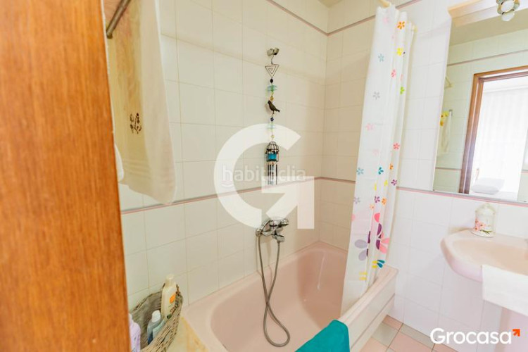 Casa amplia casa para dos familias en Les Arenes - La Grípia - Can Montllor Terrassa