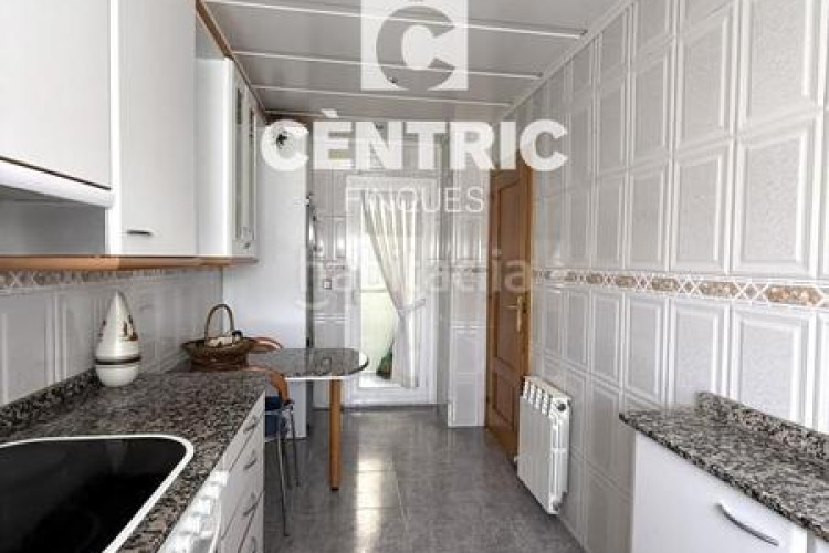 Dúplex ático dúplex en venta con 4 habitaciones estudio en Terrassa