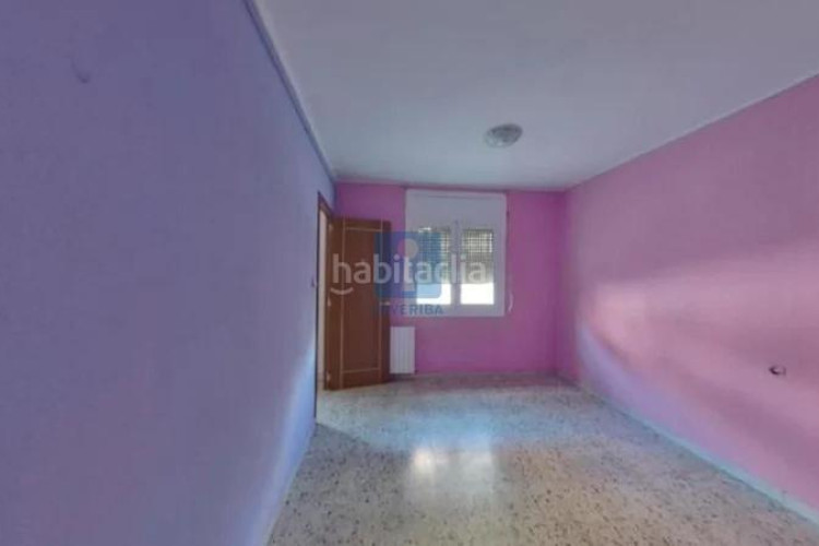 Piso inmueble ilegalmente okupado situado en el passeig del vintidos de juliol 766, bajos 4, , barcelona en Terrassa