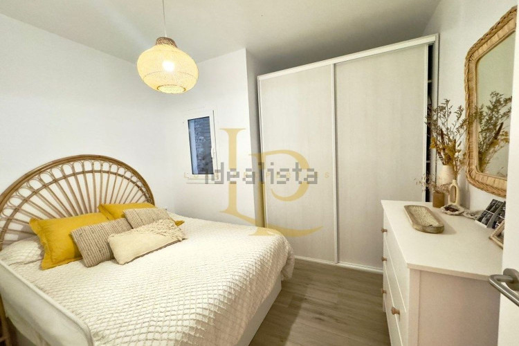 Chalet adosado en venta en Calle de Solsona