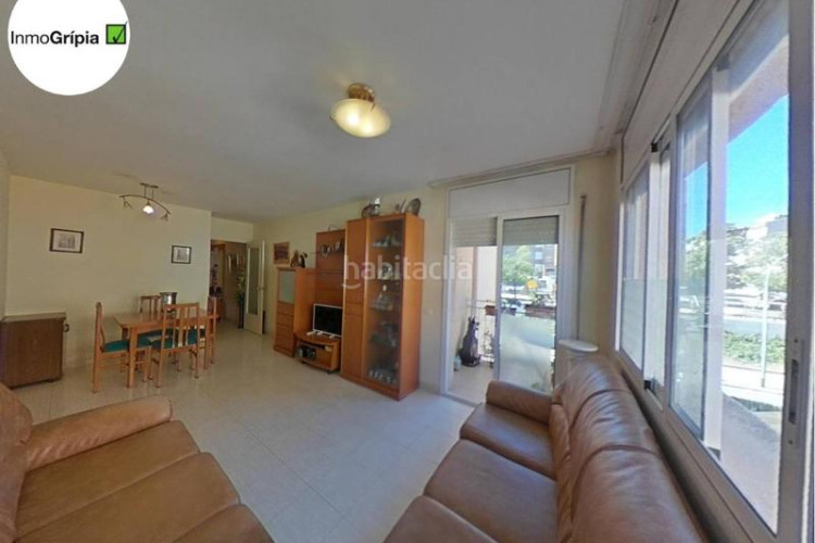 Piso  en venta en les arenescan montllorla grípia08227 en Terrassa