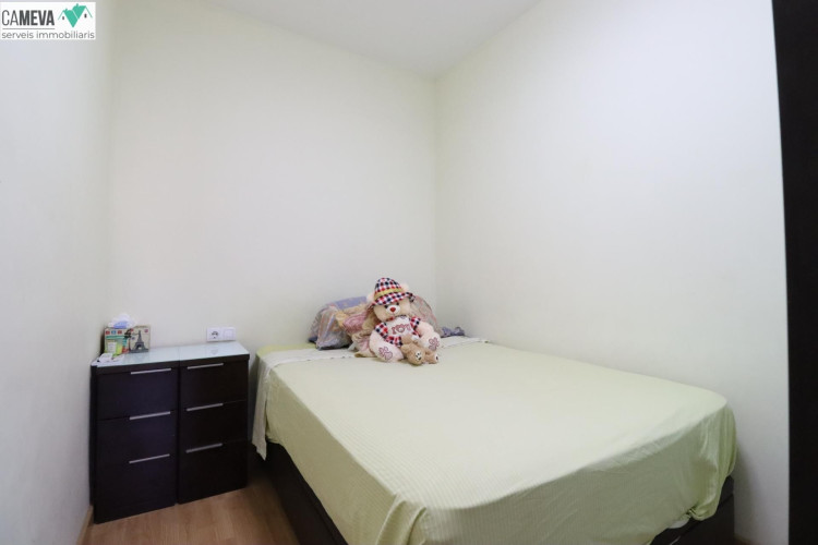 Vallparadu00EDs - Antic Poble de Sant Pere