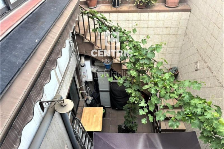 Piso planta baja de 3 habitaciones en Zona Esportiva Terrassa