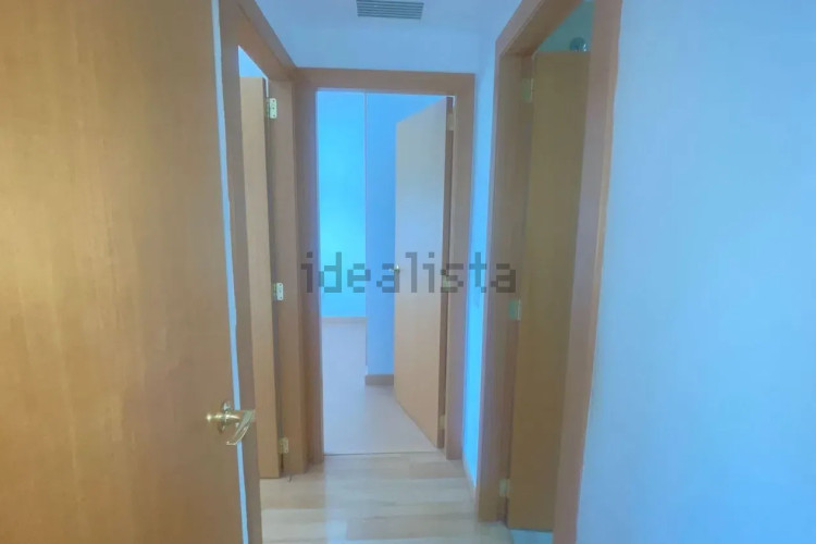 Piso en avenida de la Lacetània, 58