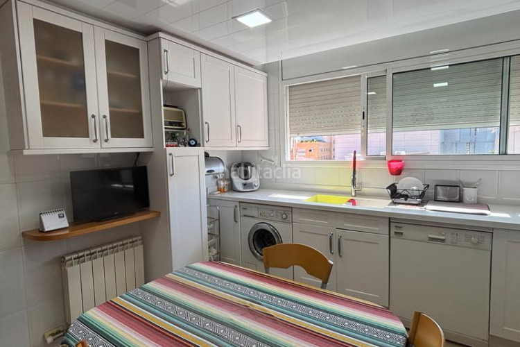 Dúplex impecable duplex en el corazón de pere parres a dos minutos del centro con parquing incluido en Terrassa