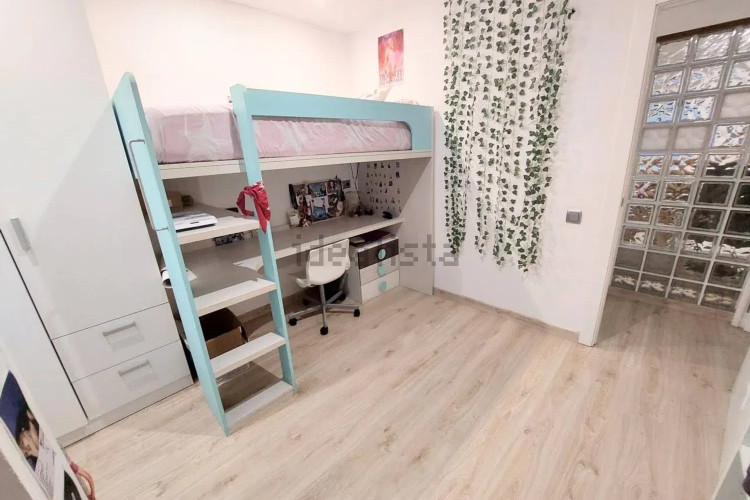 Piso en Barrio Can Roca