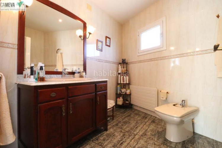 Casa única e impresionante finca a 4 vientos con piscina y jardin en Terrassa