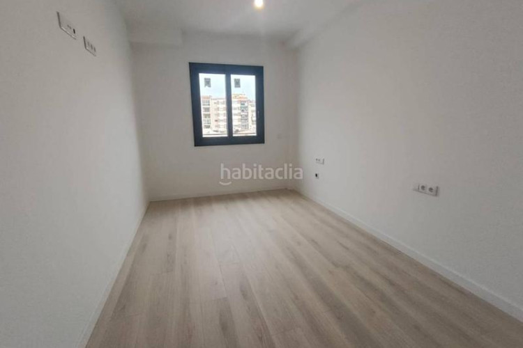 Dúplex  duplex de 3 habitaciones y terraza obra nueva en Terrassa