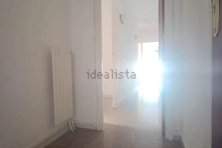 Piso en avenida de Josep Tarradellas