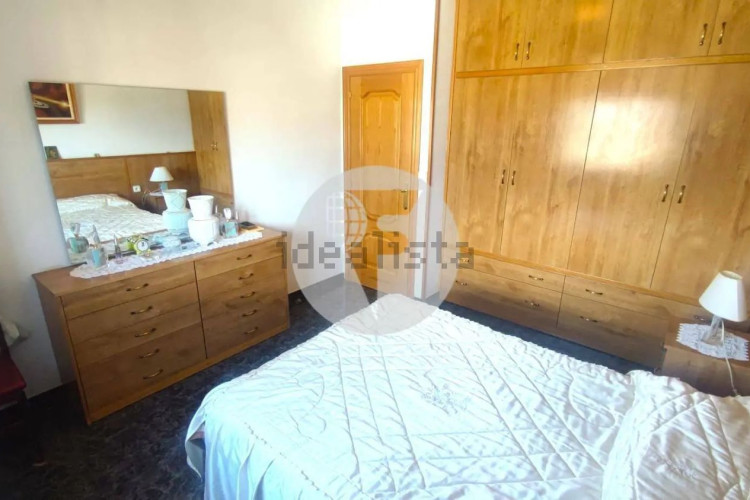 Casa independiente en calle del Camerun