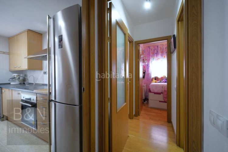 Piso te vas a enamorar de su carácter! amplio, luminoso, con zona comunitaria y plaza de párquing con trastero en Terrassa