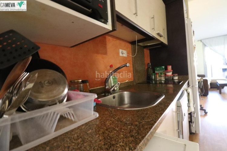 Piso precioso piso con terraza de 50m2 en Vallparadís - Antic Poble de Sant Pere Terrassa